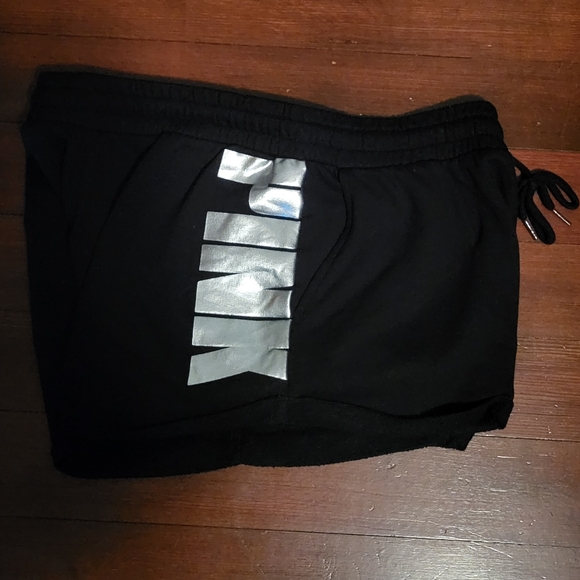Victoria Secret Bling Pup Shorts - Picture 4 of 5